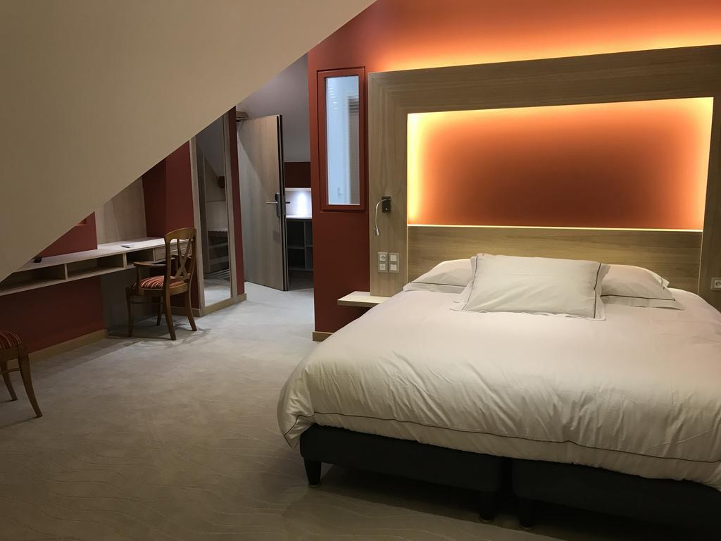 Au Soleil, Hotel Restaurant & Spa Valff Экстерьер фото
