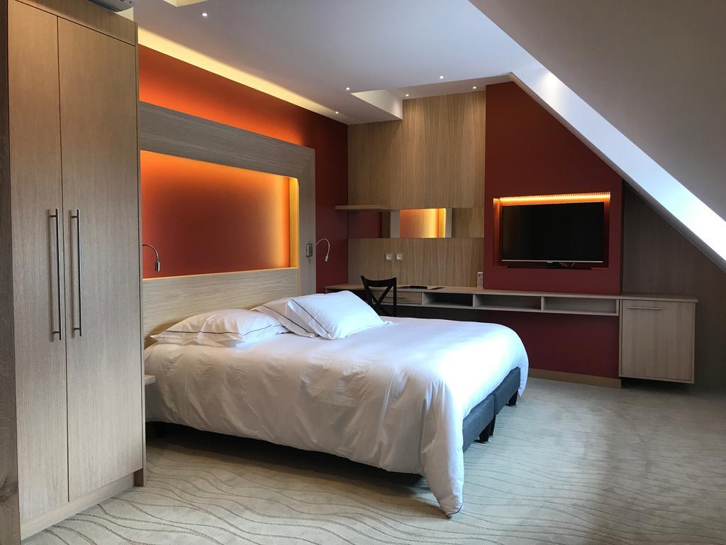 Au Soleil, Hotel Restaurant & Spa Valff Экстерьер фото